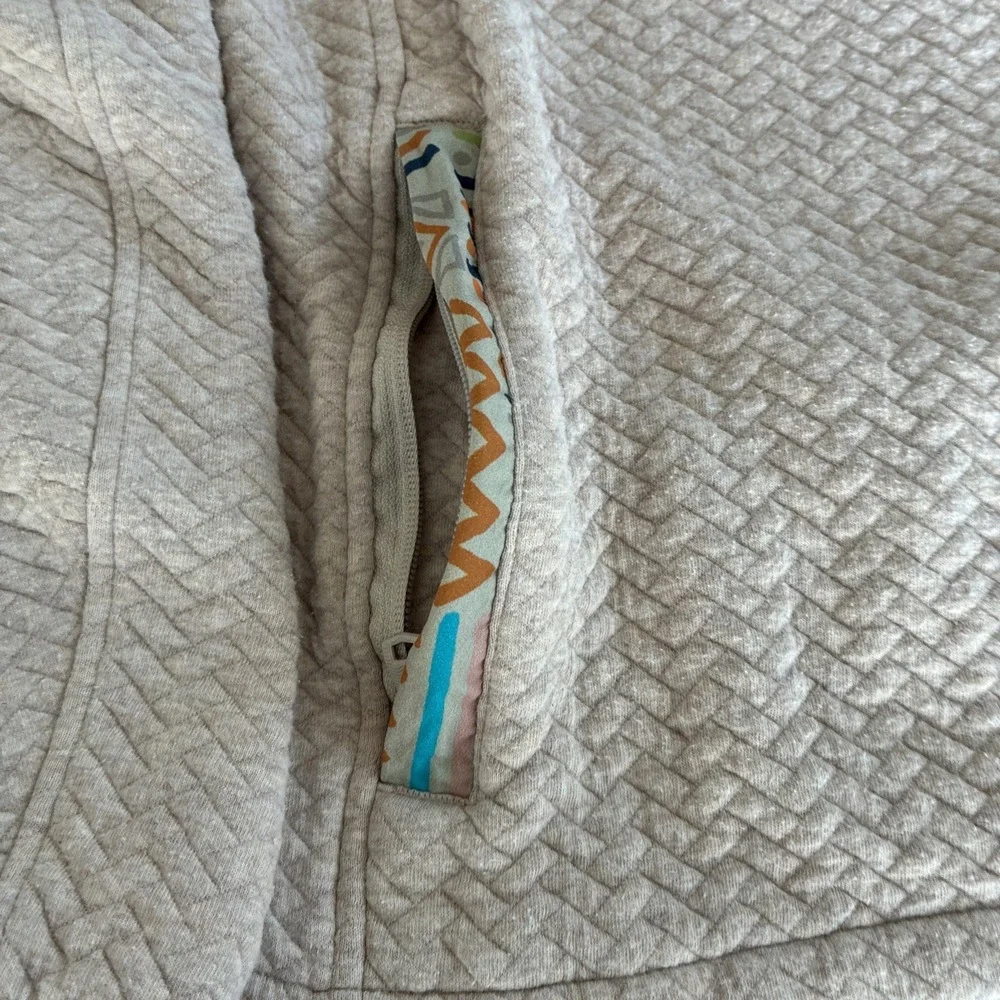 Chubbies‎ The Sandstorm Quilted Sweatshirt Beige Chevron Quarter 1/4 Zip Medium